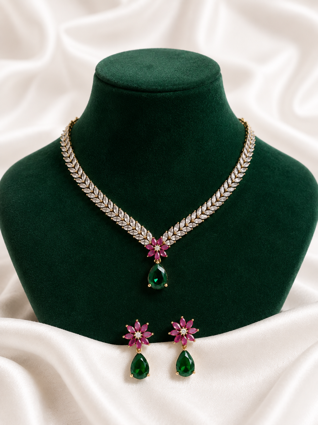 Éclat Blossom - American Diamond Set